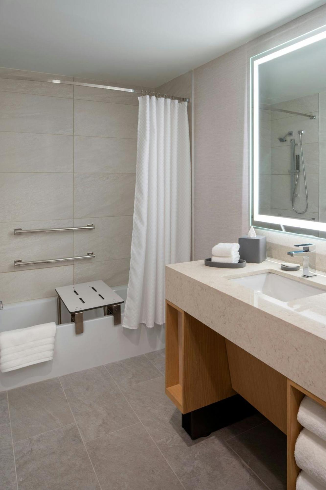The Westin Houston Medical Center - Museum District Hotel Exterior photo